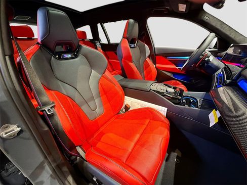 New 2026 BMW M5 Touring image 30