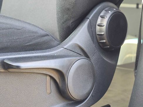 Used 2025 Mercedes-Benz Sprinter 2500 image 27