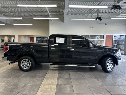 Used 2011 Ford F150 XLT w/ XLT Chrome Pkg image 13