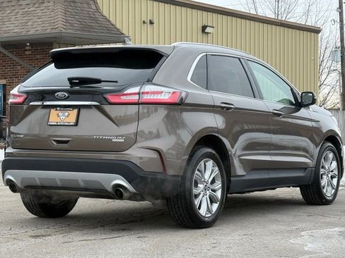 Used 2019 Ford Edge Titanium w/ Cold Weather Package image 5