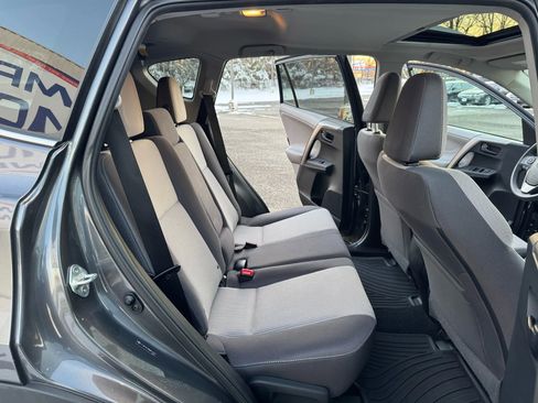 Used 2013 Toyota RAV4 XLE image 15