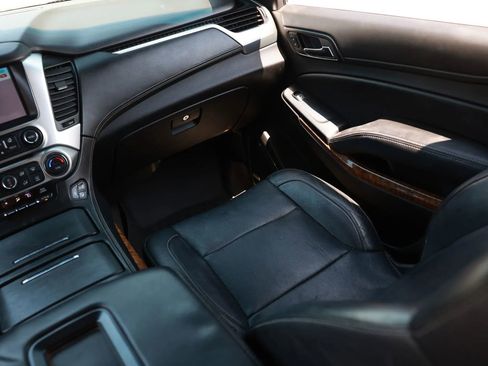 Used 2015 Chevrolet Suburban LTZ AWD/4WD image 24