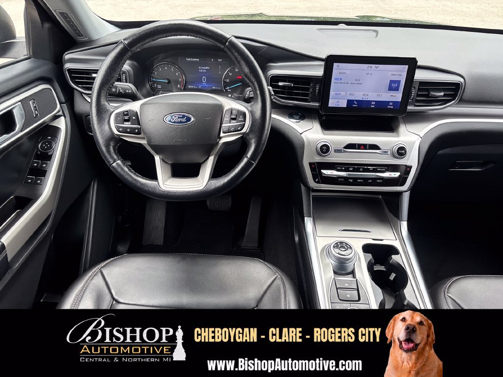 Used 2022 Ford Explorer XLT w/ Equipment Group 202A AWD/4WD image 26