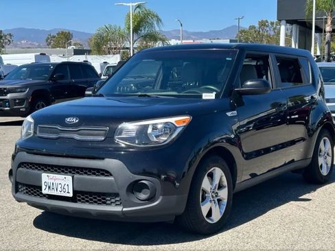 Used 2018 Kia Soul FWD image 1