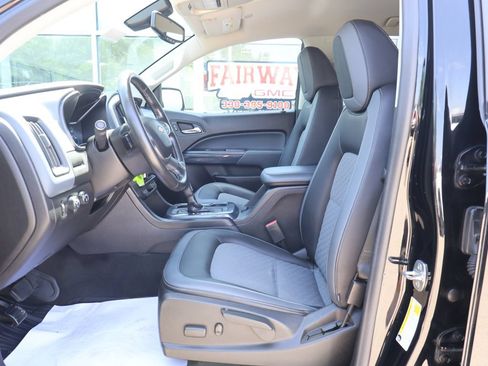 Used 2019 Chevrolet Colorado Z71 AWD/4WD image 12