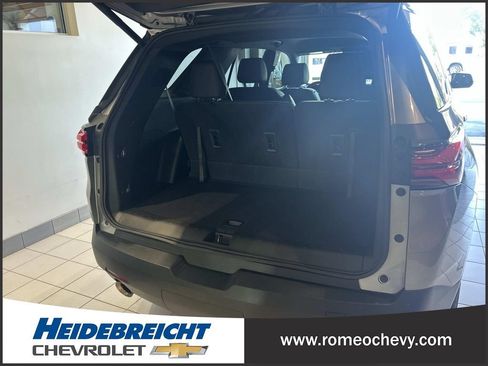 Certified 2023 Chevrolet Traverse RS FWD image 15