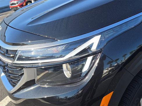 New 2026 Kia Seltos EX image 10