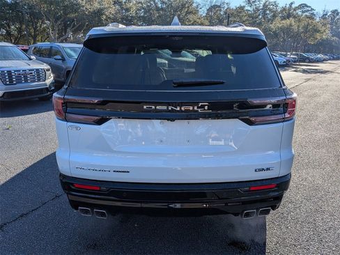 Used 2026 GMC Acadia Denali Ultimate image 5