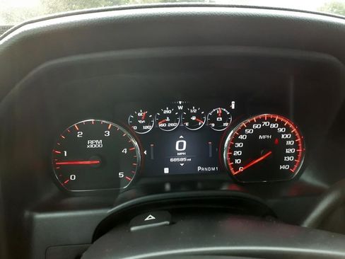 Used 2015 GMC Sierra 2500 Denali w/ Duramax Plus Package image 7