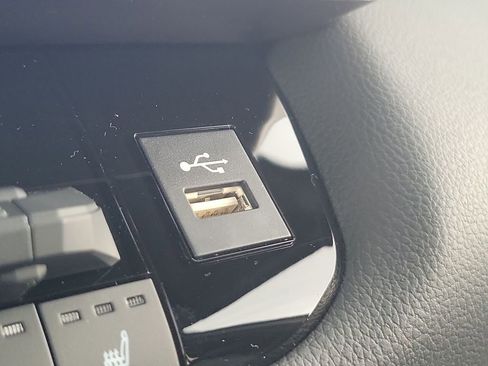 New 2026 Toyota Tundra Limited image 32