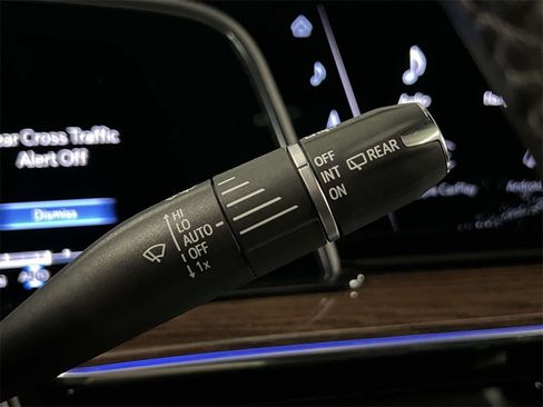 Certified 2021 Cadillac Escalade Premium Luxury Platinum image 21