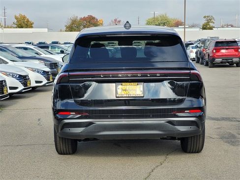 New 2026 Lincoln Nautilus Premier w/ Equipment Group 102A image 5