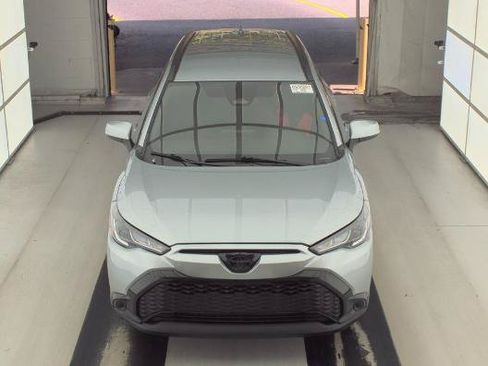 Used 2023 Toyota Corolla Cross AWD Hybrid image 7