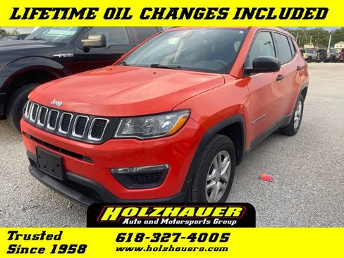 Used 2018 Jeep Compass Sport FWD image 1