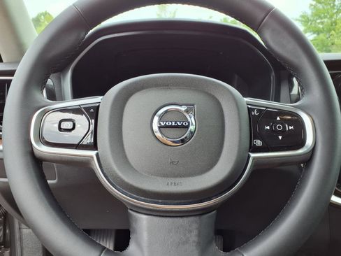 Certified 2025 Volvo S60 B5 Plus image 28