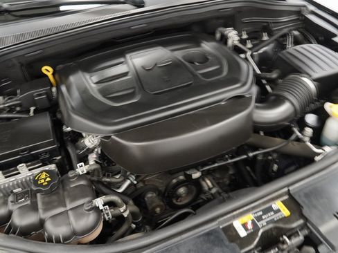 Certified 2022 Jeep Grand Cherokee Laredo E image 50