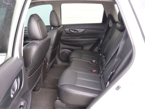 Used 2016 Nissan Rogue SL AWD/4WD image 28