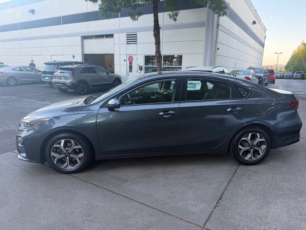 Used 2021 Kia Forte LXS FWD image 7