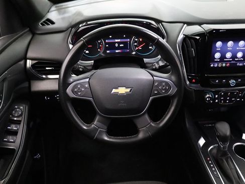 Used 2023 Chevrolet Traverse LT AWD/4WD image 15