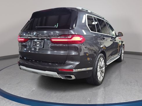 Used 2021 BMW X7 xDrive40i w/ Parking Assistance Package AWD/4WD image 5
