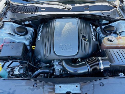 Used 2020 Dodge Charger R/T image 28