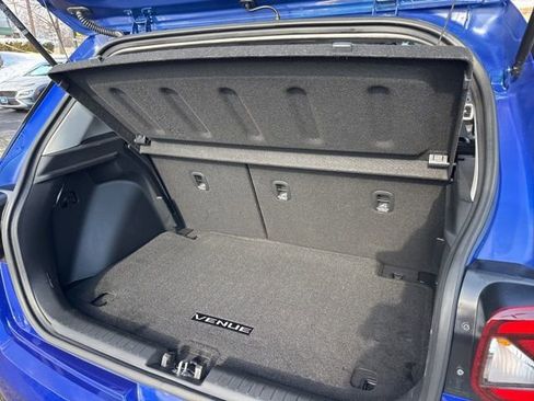 Certified 2024 Hyundai Venue SEL image 32