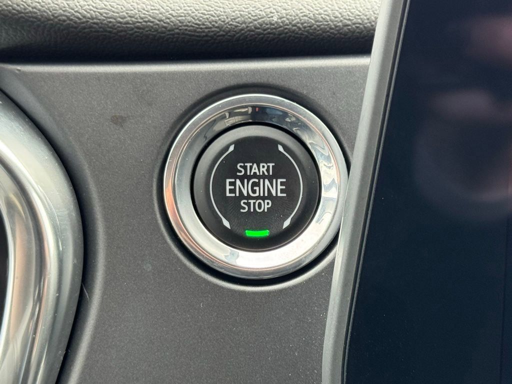 Used 2024 Chevrolet Blazer LT w/ Convenience Package FWD image 22