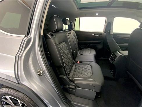 New 2025 Volkswagen Atlas SEL Premium R-Line image 10