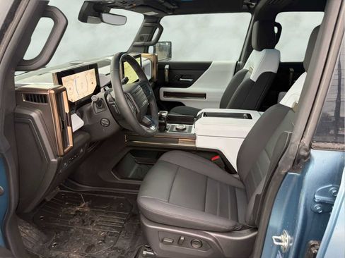 Used 2024 GMC Hummer EV 3X w/ Omega Edition AWD/4WD image 8