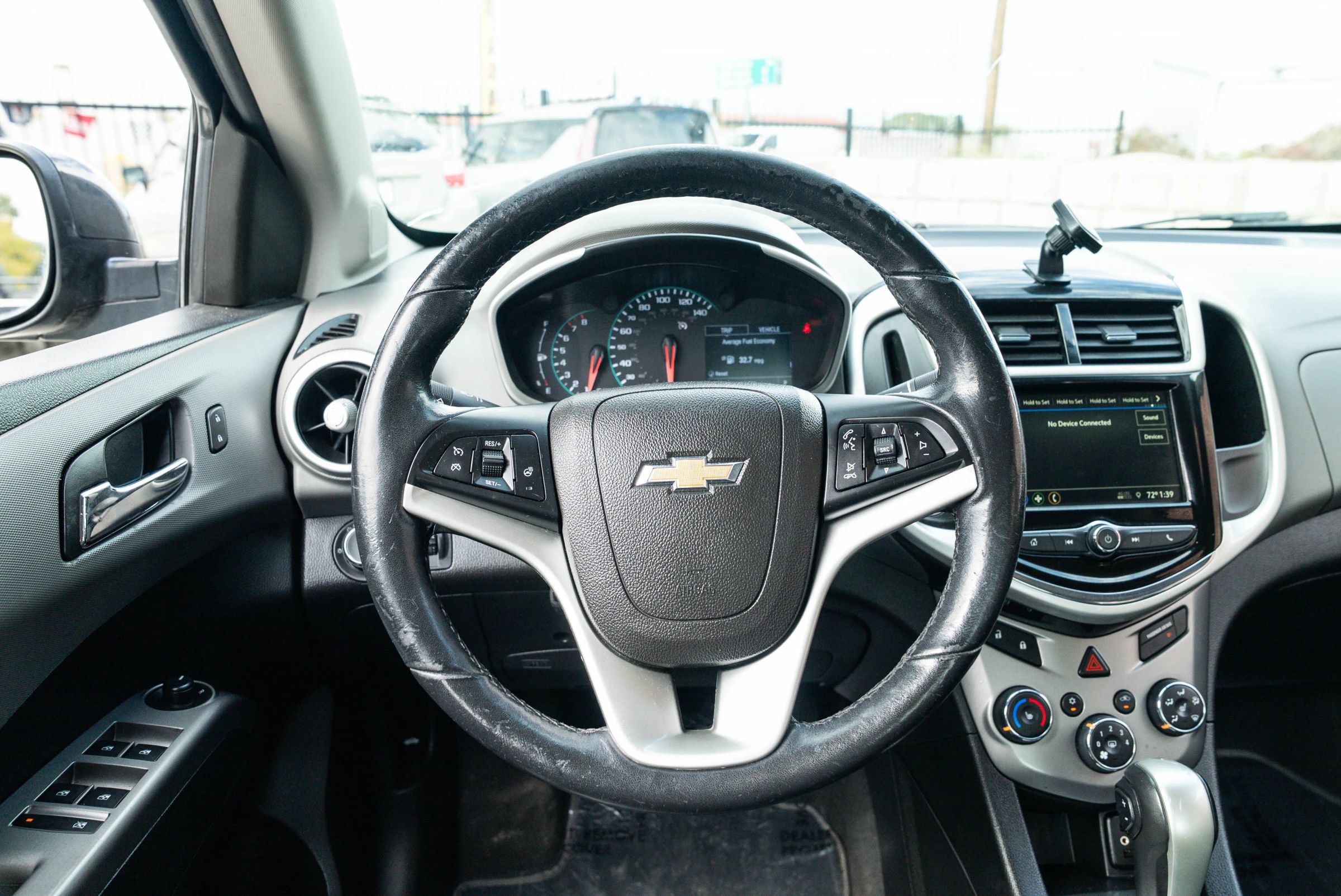 Used 2019 Chevrolet Sonic Premier FWD image 14