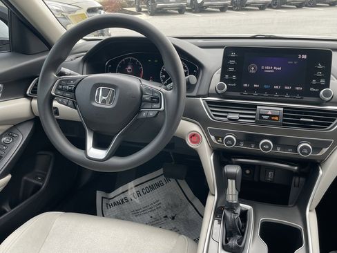 Used 2018 Honda Accord LX image 22
