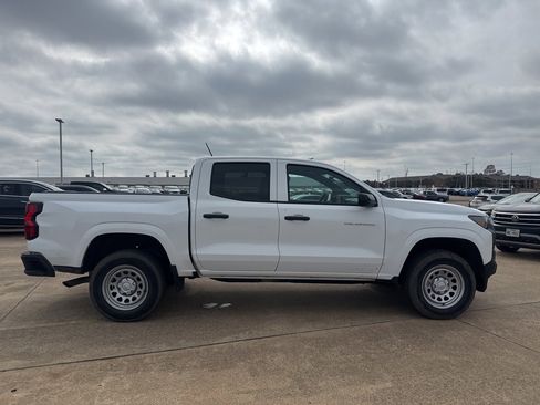 Used 2024 Chevrolet Colorado W/T w/ Safety Package image 24