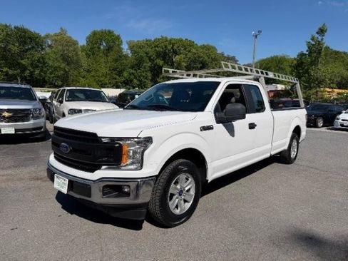 Used 2018 Ford F150 XL w/ Equipment Group 101A Mid RWD image 1
