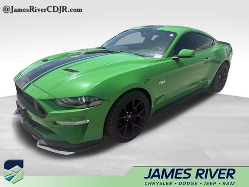 Used 2019 Ford Mustang GT Premium w/ Performance Package - Level 2 RWD image 9