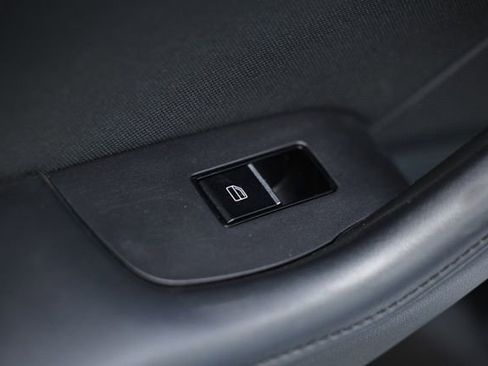 Used 2021 MAZDA MAZDA3 Sedan FWD image 24