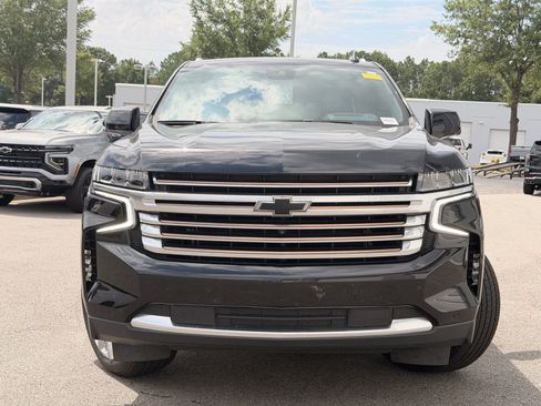 Used 2023 Chevrolet Tahoe High Country AWD/4WD image 11