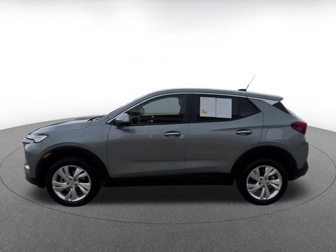 Used 2025 Buick Encore GX Preferred image 9
