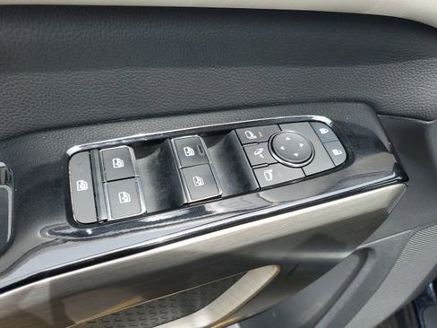 Used 2022 Nissan Pathfinder Platinum w/ Cargo Package AWD/4WD image 27
