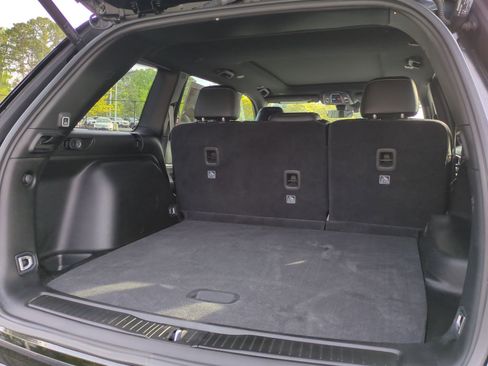 Used 2025 Jeep Grand Cherokee Limited w/ Black Appearance Package image 32