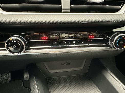 New 2026 Chevrolet Equinox LT w/ Safety and Technology Package image 18