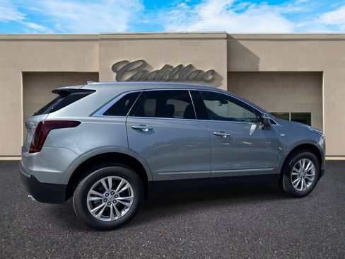 New 2026 Cadillac XT5 Luxury w/ LPO, Floor Liner Package FWD image 3