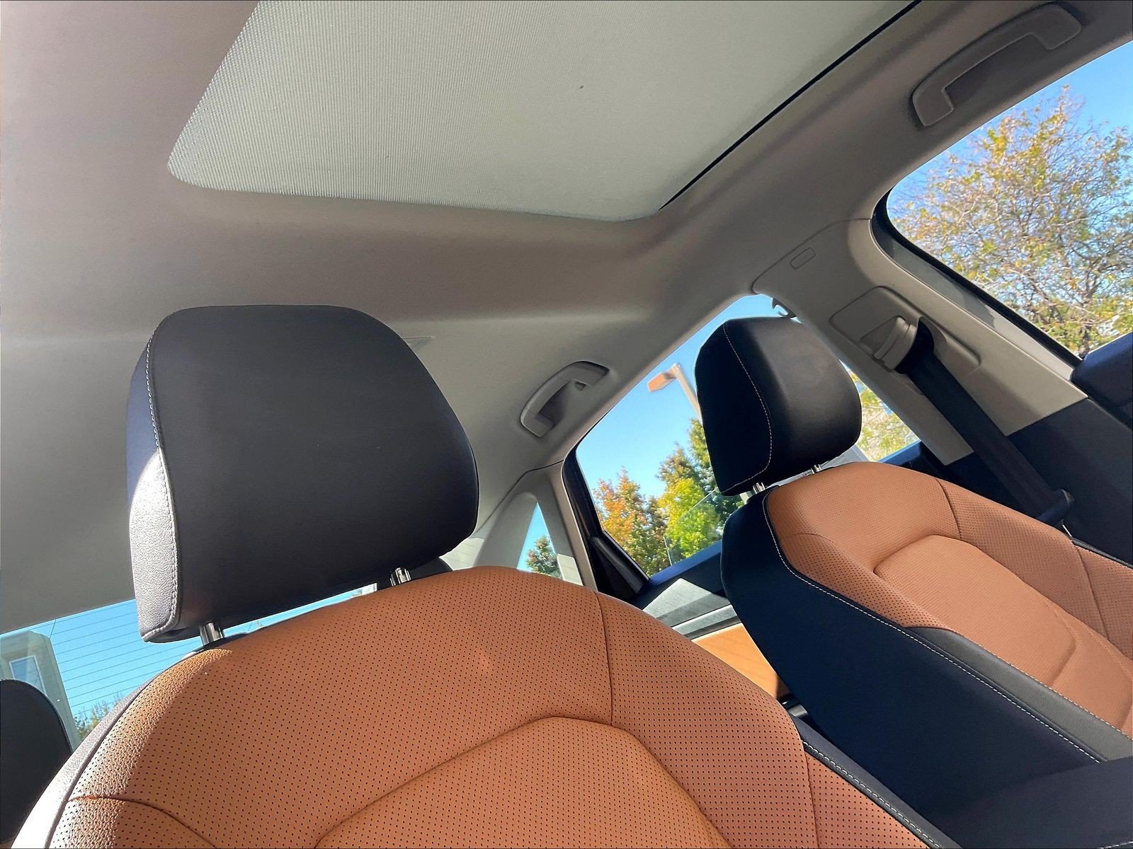 Certified 2023 Volkswagen Jetta SEL FWD image 29