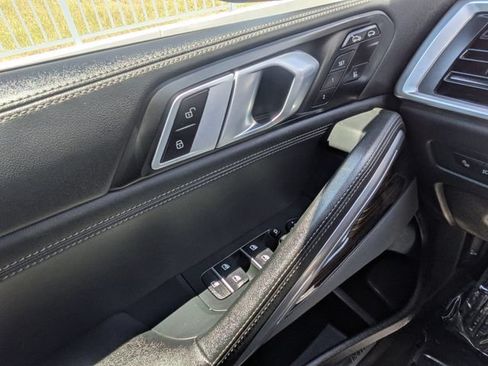 Used 2025 BMW X6 xDrive40i AWD/4WD image 24