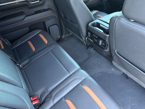 Used 2023 GMC Sierra 1500 AT4 w/ AT4 Premium Package AWD/4WD image 16