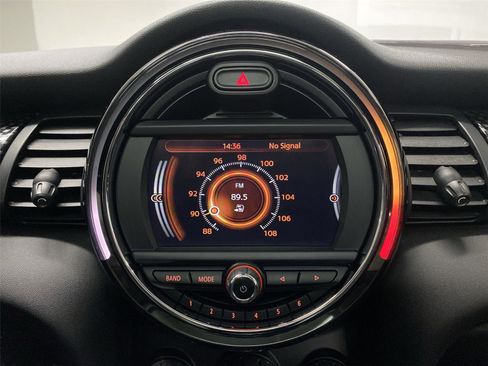 Used 2017 MINI Cooper S image 16