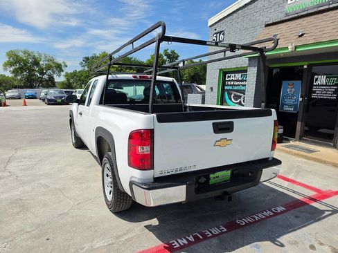 Used 2010 Chevrolet Silverado 1500 W/T RWD image 11