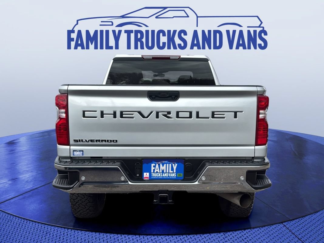 Used 2020 Chevrolet Silverado 2500 W/T w/ WT Convenience Package AWD/4WD image 4
