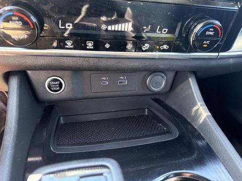 Used 2021 Nissan Rogue SV AWD/4WD image 24