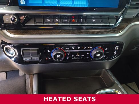 Used 2025 Chevrolet Silverado 1500 LT image 19