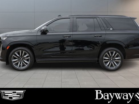 Certified 2024 Cadillac Escalade Sport Platinum AWD/4WD image 4